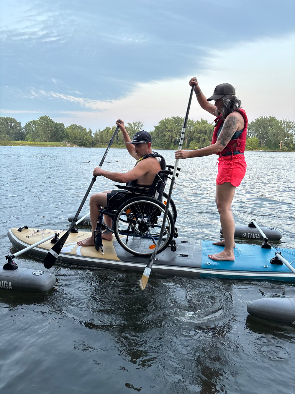 2 Paddlers on The Adaptive SUP