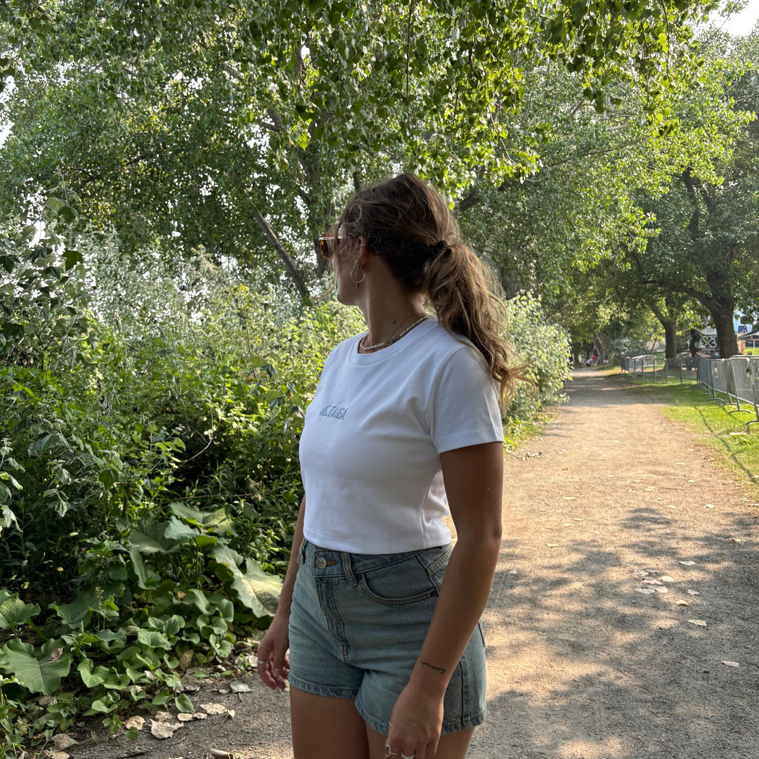 Side View of the girl wearing the Crop Top Taiga