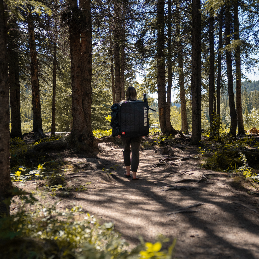 Nano Zip Air 9'8 - Compact SUP on a hike