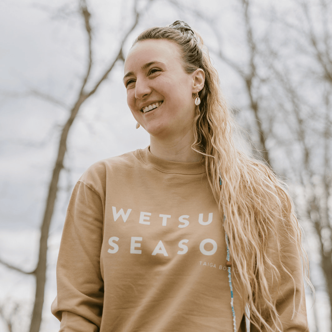 CREWNECK - WETSUIT SEASON - Taiga Board