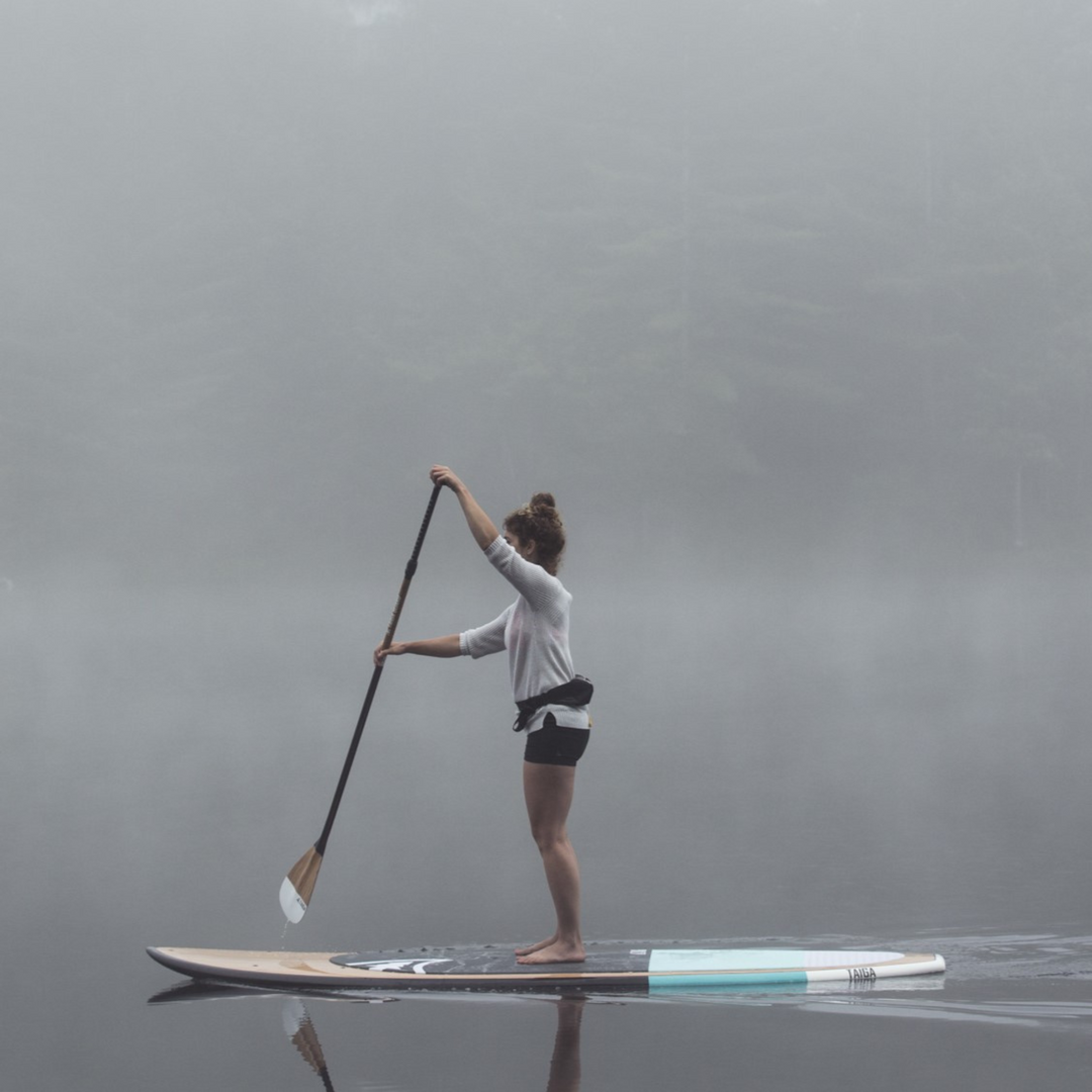 Awen 10'0 Turquoise on a lake