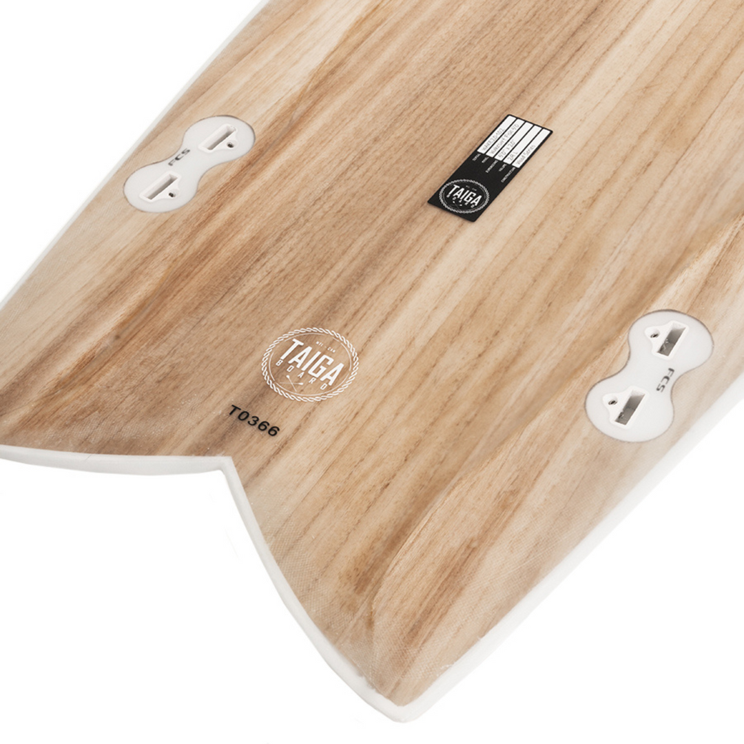 Bottom view of the tail of the Fish 5'0 - Wakesurf from TAIGA