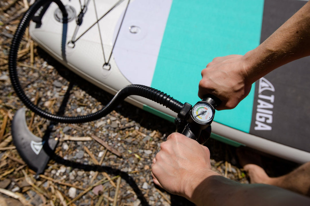 MANUAL PUMP FOR INFLATABLE PADDLE BOARD (Double action) - HP2 - Taiga Board